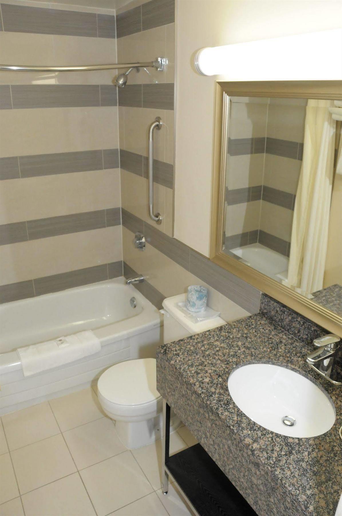 Admiral Inn Hamilton Zewnętrze zdjęcie